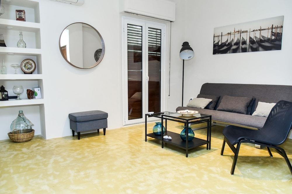 Central Apartment At Echarxia 2 Beds For 5 Pers By Mps Athens Exterior photo